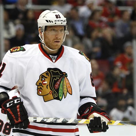 Marian Hossa Reportedly Could Retire Over Equipment Allergy Out For