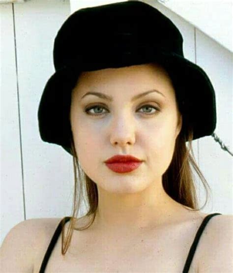 Angelinajoliebeauty90s90smodelactress Angelina Jolie Photos