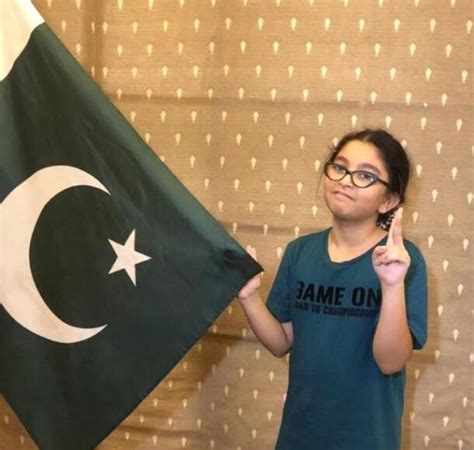 Pakistani Girl Beats Indian Professor Sets New Guinness World Record