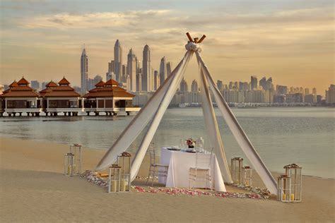 9 Romantic Places To Propose Across The Uae Nearfar Middle East