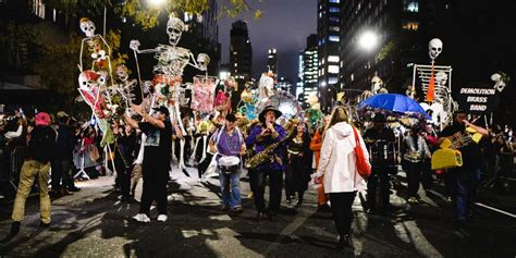 Village Halloween Parade In Nyc 2021 The Complete Guide