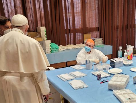 Pope Makes Surprise Visit To Homeless Getting COVID 19 Vaccine In