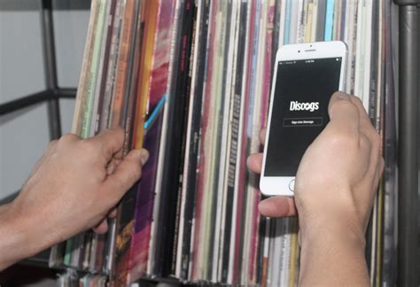 Its Finally Here The Official Discogs App Discogs