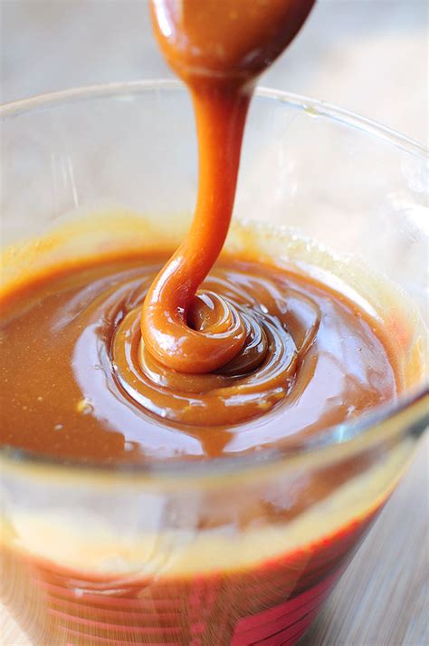 No easy caramel sauce recipe will ever come close to the real deal. Salted Caramel Sauce | She Wears Many Hats