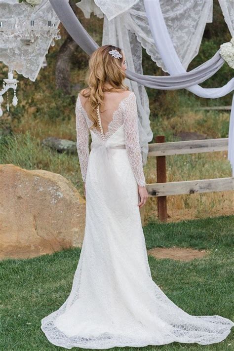 Quality service and professional assistance is provided when you shop with aliexpress, so don't wait. Blog - White Silver and Gold Wedding Ideas