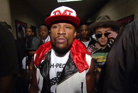 An Actual Circus Led Floyd Mayweather To The Ring For The Win