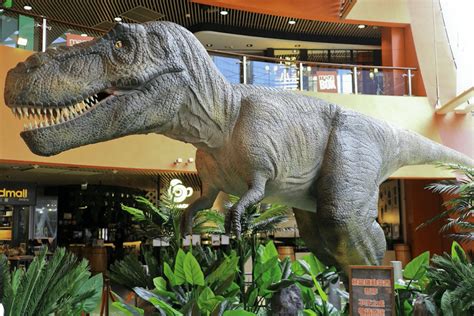 A Massive Jurassic World Exhibition Is Thundering Into Texas This