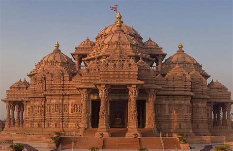 20 Most Visited Temples In Delhi That You Can Explore In 2024