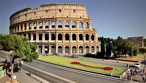 It was built during the reign of the flavian emperors as a gift to the roman people. Colosseum Restoration | Gonzato Contract | Archello