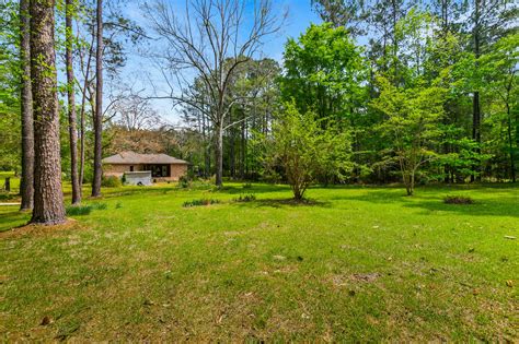 Lincoln County l 1249 Jackson-Liberty Drive, Brookhaven, MS 39601