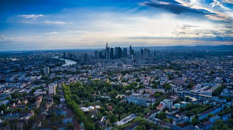 Frankfurt: Skyline IV | Dronestagram