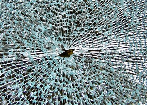 Wallpapers Box Windows Shattered Glass High Definition Wallpapers