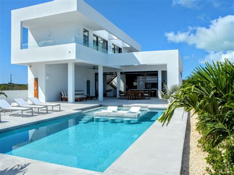 Modern Villa - Adjusted Rates & Refund Policy - Long Bay Hills