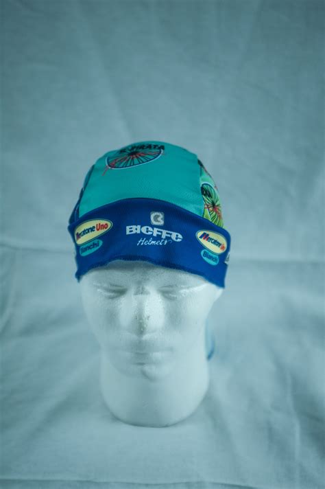 See more of il pirata è marco pantani, 马可·潘塔尼 , マルコ·パンターニ , марко пантани on facebook. Bandana Tour de France 1998 - Il mondo Marco Pantani