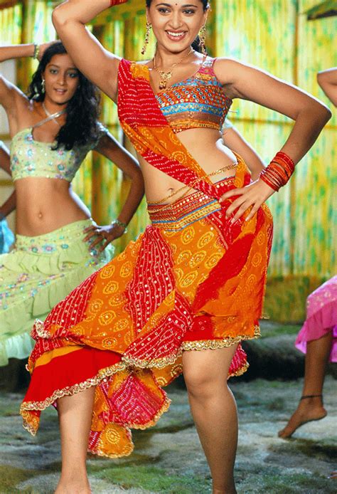 Anushka Shetty Sexy Navel Show In Dance Scene Stills Gallery Hdphotopointcom 2016 Downloads
