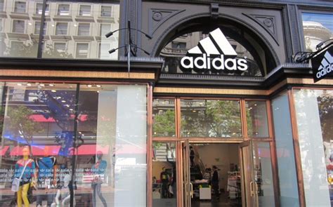 Adidas Ya No Tendrá El Monopolio Del Distintivo De Las Tres Bandas En