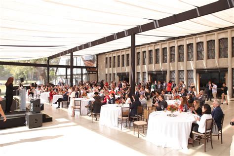 See insights on grupo farmaceutico somar including office locations, competitors, revenue, financials, executives. Avon forma coalizão de empresas pelo fim da violência ...