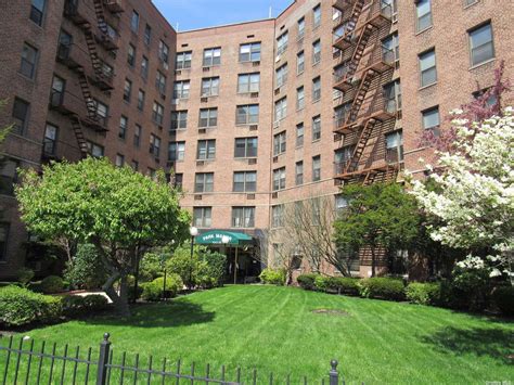 100 25 Queens Blvd Unit 2p Forest Hills Ny 11375 Mls 3308546 Redfin