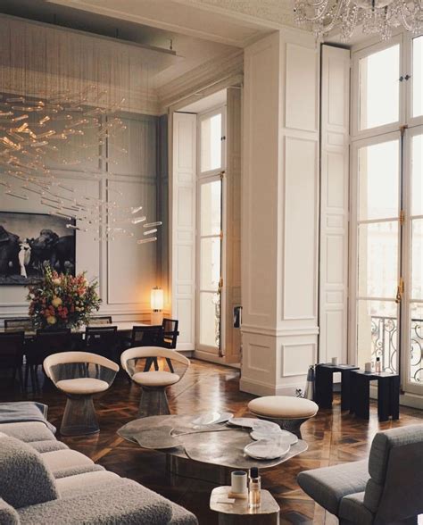 30 Minimalist Modern High Ceiling Living Room