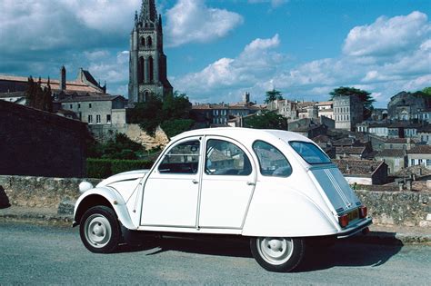 The Car Top 10 Innovative French Cars Car Magazine