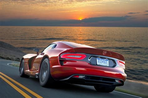 Ouchchrysler Cuts Production Of Srt Viper By 33 Percent Due To Slow