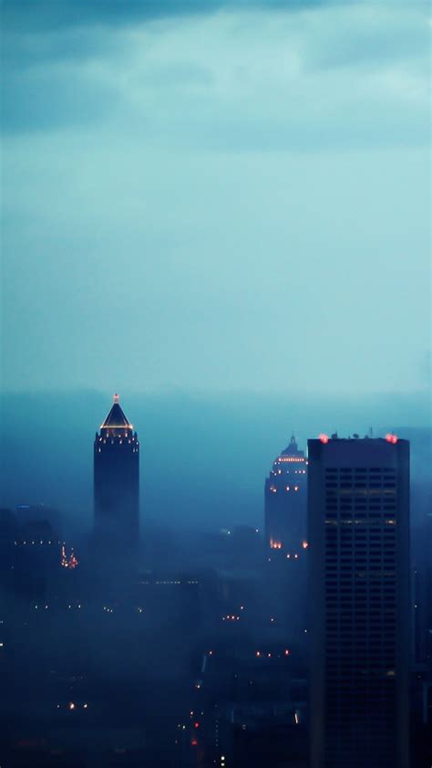 Best City-Themed Wallpapers for iPhone