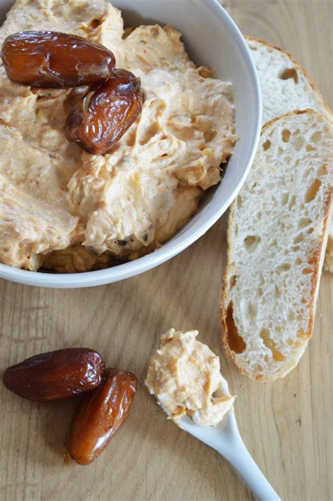 Dattel-Dip mit Harissa Rezept
