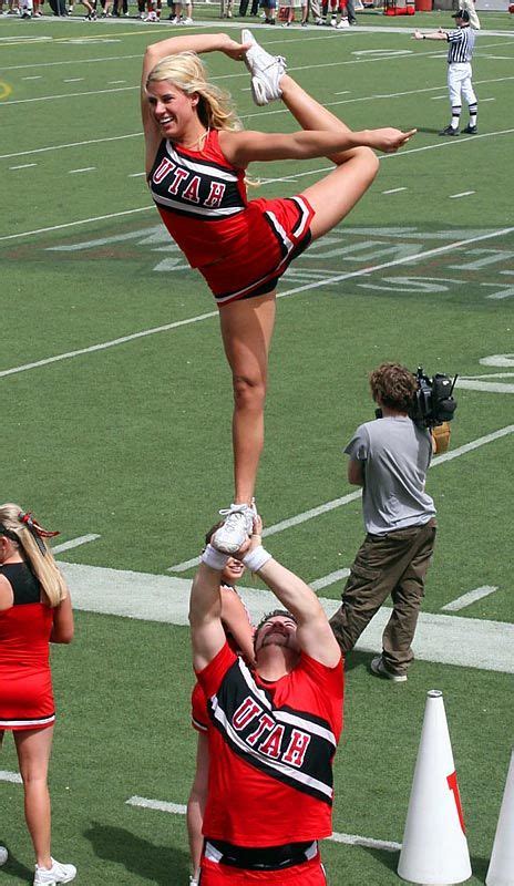 Utah Utes Cheerleaders College Cheerleader Heaven Game Of The Day