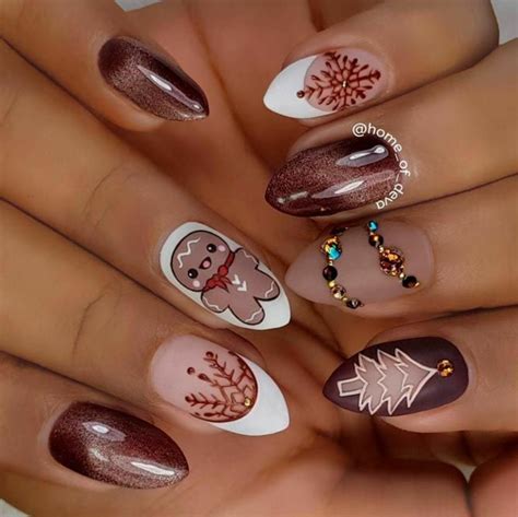 1001 Ideas De Bonitos Y Elegantes Diseños De Uñas Navideñas