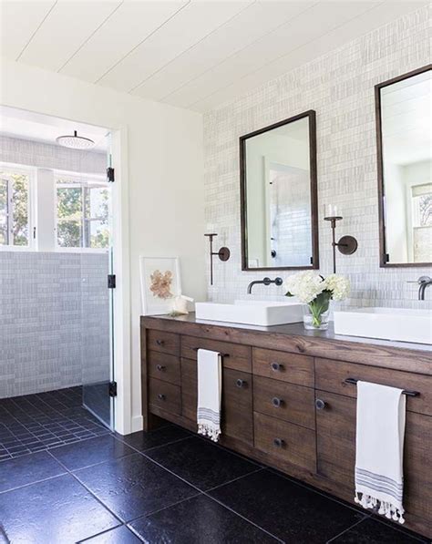 Value report.although small in terms of square footage. Modern farmhouse style with timeless interiors in Northern ...