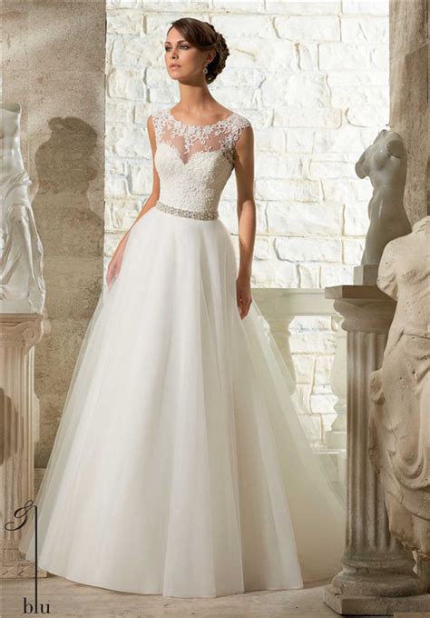 Simple Elegant Wedding Gown Designs