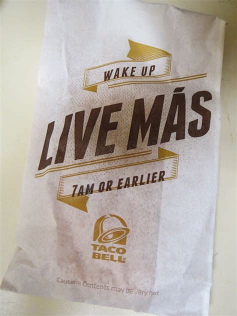 Explore and discover our tacos, burritos, crunchwraps and more! The Taco Bell Breakfast Menu REVIEWED! ~ THE INTERNET IS ...