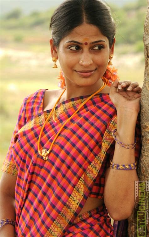 Actress Vijayalakshmi Gallery Gethu Cinema