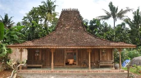Desain rumah tradisional ini juga sarat makna sehingga. 10 Rumah Adat Jawa Timur dan Penjelasannya Lengkap - Tak ...