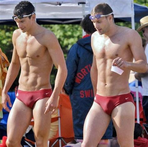 Spandex Bulges And Butts Wonderful Speedos Man Swimming Guys In Speedos Men