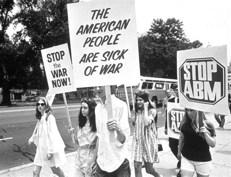 71 Powerful Photos Of Women Protesting Throughout American History Huffpost Women