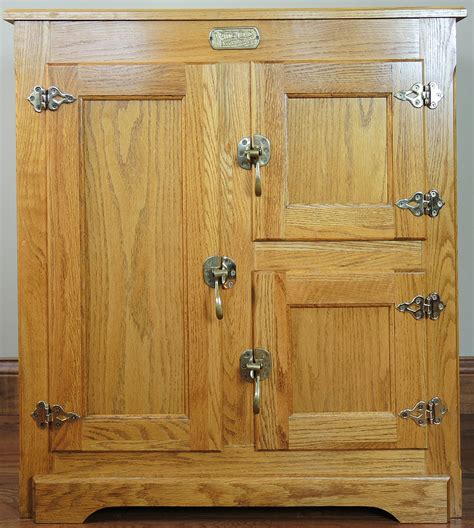 White Clad Oak Ice Chest Style Cabinet Ebth