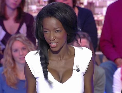 Hapsatou sy is a french entrepreneur in beauty industry, tv host and actress. Pin on Hapsatou Sy