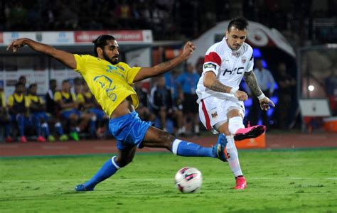 Kerala blasters fc is an indian professional that competes in the indian super league, the top tier of indian football.1the club was established on 24 may 2014 and began their first professional season a few months the list includes all the players registered under a kerala blasters fc contract. Kerala Blasters team 2016: List of foreign players and ...