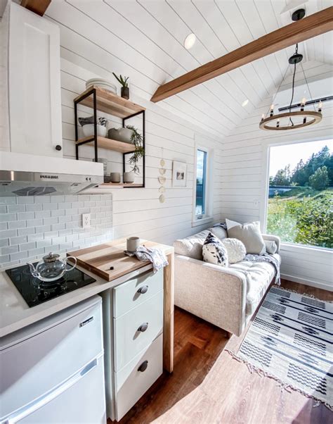 Tiny House With Amazing Interior Design Living In A Tiny Reverasite