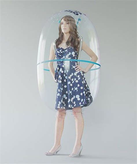 Bubble Shield Is An Inflatable Personal Environment Imagined By