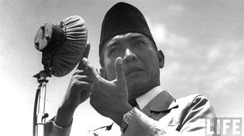 Biografi Ir Soekarno Wikipedia Sketsa