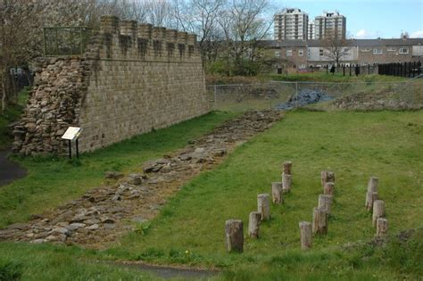 Roman Fort Of Newcastle Half Day Tour Of Hadrians Wall Newcastle