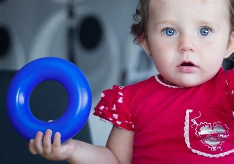 Foto De Un Niño Compòsicion Con Color Club De Fotografia