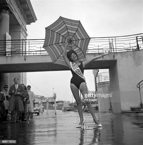 The Winner Of The 1961 Miss United Kingdom Contest 18 Year Old News