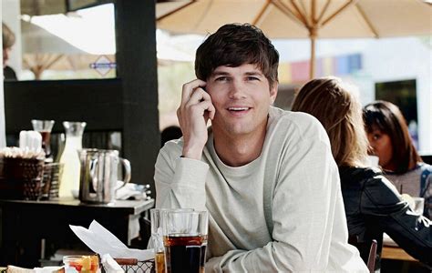 Ashton Kutcher No Strings Attached From What It S Really Like To Shoot A Sex Scene E News