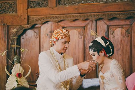 Panduan Rangkaian Prosesi Pernikahan Adat Jawa Beserta Makna Di Balik Setiap Ritualnya