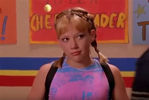 11 Iconic Lizzie Mcguire Hairstyles From The Very First Episode Mtv