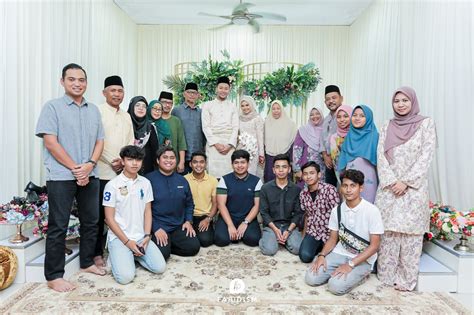 Fatin nur syahirah is on facebook. Hazim Hafiz & Husna Syahirah | October 25 & 26, 2019 ...