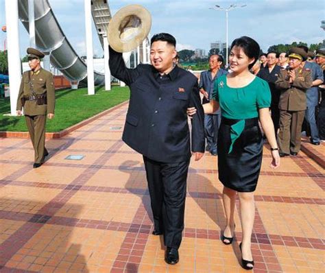 Kim jong un and his wife ri sol ju in a photo released in june 2018. Kim Jong-un's Wife No Stranger to S.Korea - The Chosun ...
